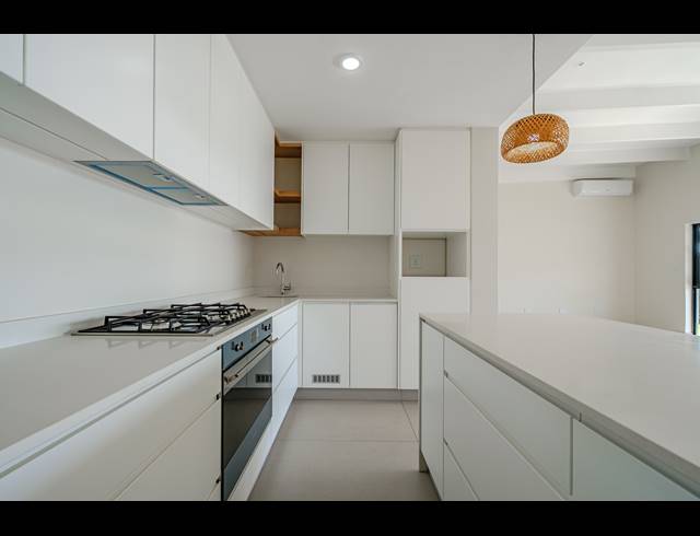 2 BEDROOM FREESTANDING FOR SALE IN SHAKAS ROCK